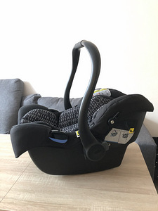 Автокресло Joie (3 фото из 3)