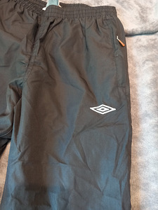 Umbro dressipüksid, s140 (2 foto / 4)