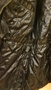 GUESS (4 фото из 4)