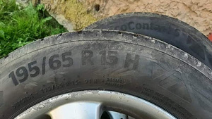 Летняя резина мерседес бенц с дисками 195/65 R15 H (2 фото из 2)