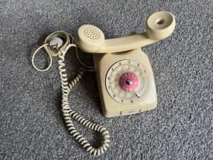 Retro lauatelefon Ericsson (2 foto / 4)