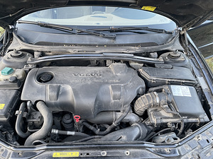 Volvo s60 (5 фото из 10)