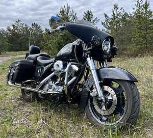 Harley-Davidson Road King V2 (3 foto / 6)
