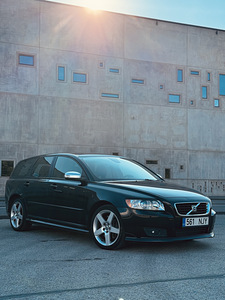 Volvo V50 R-Design 2.0 100 kW (2 foto / 10)