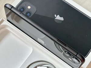 Apple iPhone 11 Black 128GB v heas korras! Aku 85% (4 foto / 10)