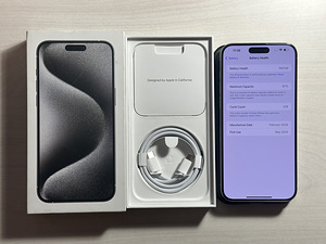 Apple iPhone 15 Pro Max White Titanium 256GB v heas korras. (9 foto / 9)