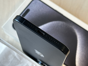 Apple iPhone 15 Pro Max Blue Titanium 256GB nagu uus! Aku94% (5 foto / 9)