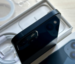 Apple iPhone 13 128GB Midnight nagu uus! Aku 99% (6 foto / 10)