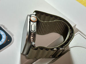 Apple Watch Ultra 49mm Natural Titanium, nagu uus! Aku 95% (3 foto / 9)