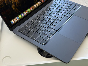 Apple Macbook Air 13 M3 8/512GB SWE как новый! Аккумулятор 1 (4 фото из 9)