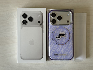 Apple IPhone 17 Pro Silver 256GB как новый. Гар 02.2028 (9 фото из 10)