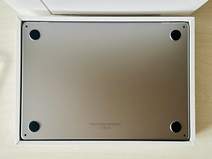 Apple Macbook Air 13 M4 Silver 16/256GB ENG/RUS nagu uus! (3 foto / 8)