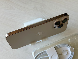 Apple iPhone 16 Pro Max Desert Ti 256GB nagu uus! Aku 94% (3 foto / 8)
