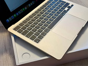 Apple Macbook Air 13 M4 16/256GB SWE Starlight nagu uus! (2 foto / 7)