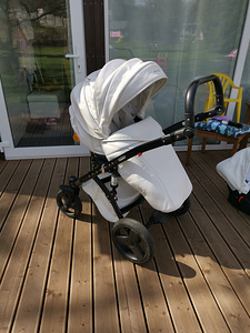 Продам коляску Milli Toddler 3 в 1. (2 фото из 3)
