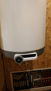 Müüa vertikaalne boiler (1 foto / 3)