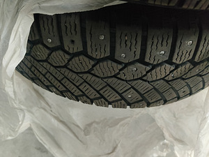 235/65 r17 Continental (3 фото из 6)