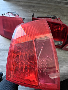 Audi a8 d3 välis tagatuled (2 foto / 3)