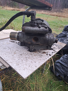 Hüdrauliline pump (2 foto / 4)