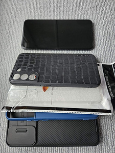 Samsung Galaxy S22 plus 5G 256 Гб черный (5 фото из 5)