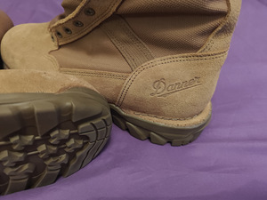 Danner (1 foto / 3)