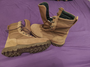 Danner (3 foto / 3)