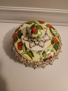 Ваза с крышкой (3 фото из 5)