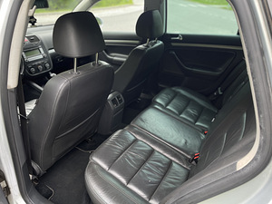 Volkswagen Golf Highline 2.0 103kW (11 foto / 12)