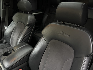 Audi Q7 S-line Comfort 3.0 171kw (13 foto / 15)