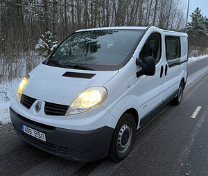 Renault Trafic Passenger 2,5 84KV (1 foto / 13)
