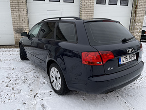 Audi A4 Comfort 2.0 103kV (2 foto / 13)