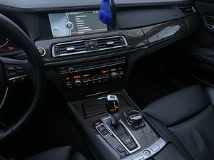 BMW 730d f01 Comfort (13 foto / 15)