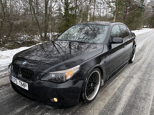 BMW e60 M-style (7 foto / 10)