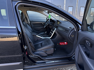 Volvo xc70 diisel 2.0 manuaal 133kw (6 foto / 15)