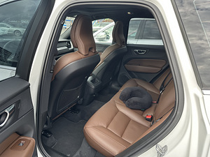 Volvo XC60 Inscription 2018.12 (6 foto / 10)