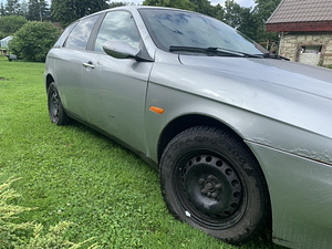 M/V Alfa Romeo 156 Sportswagon (3 foto / 6)