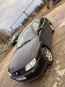 Seat Cordoba 1.9sdi (1 foto / 4)