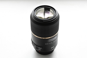 Tamron SP 90mm f/2.8 Di VC USD Macro (Canon EF) (2 foto / 4)