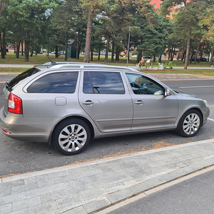 Skoda Octavia 2.0tdi (3 foto / 12)