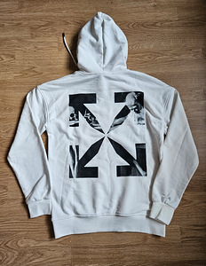 Uus Off white pusa (2 foto / 3)