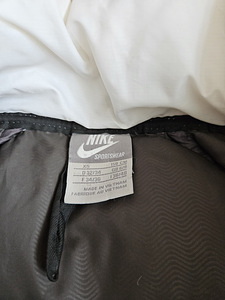 Nike jope (3 foto / 3)