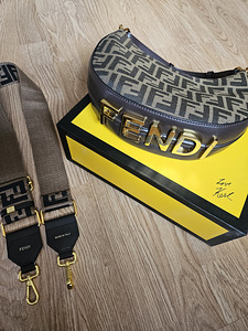 Fendi Fendigraphy fabric hobo-bag (1 foto / 10)