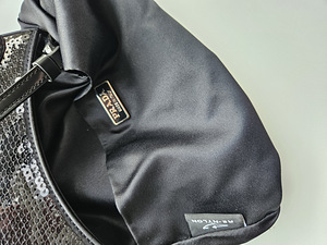 Сумка Prada Re Nylon с пайетками! (6 фото из 7)