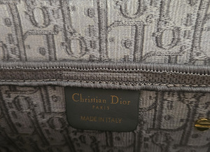 Dior oblique grey saddle bag! (4 foto / 5)