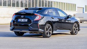 Honda Civic Navi Sensing 1.6 88kW (4 foto / 14)