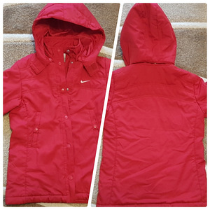 Nike joppe k/s (1 foto / 3)