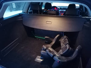 VOLKSWAGEN PASSAT (8 foto / 9)