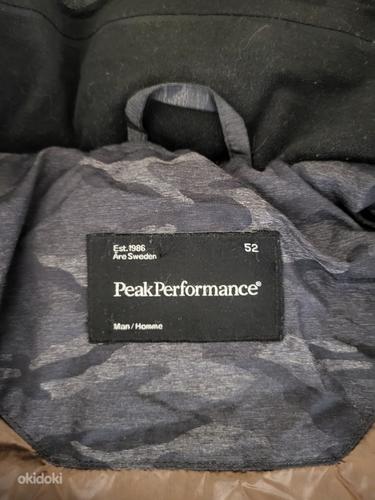 Зимняя куртка / Peak Performance (фото #4)