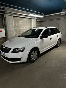 Skoda Octavia 2016 (2 фото из 11)