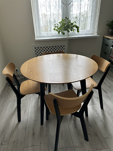 Komplekt: 4 tooli ja söögilaud (1 foto / 6)